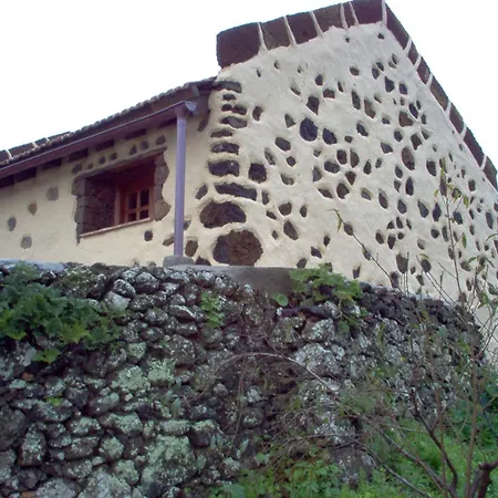 Holiday home Charming House In With Mountain View *